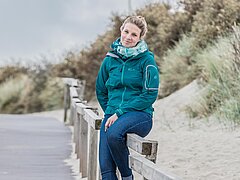 Alleinreisende auf Juist am Strandabgang