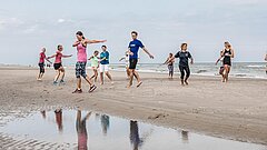 Strandgymnastik auf Juist beim Strandsport