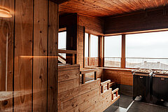Panorama Sauna auf Juist - Bild zeigt Sauna mit Fensterfront für die Aussicht