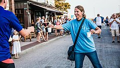 Freude und Unterstützung durch Helfer und Helferinnen beim Insellauf auf Juist